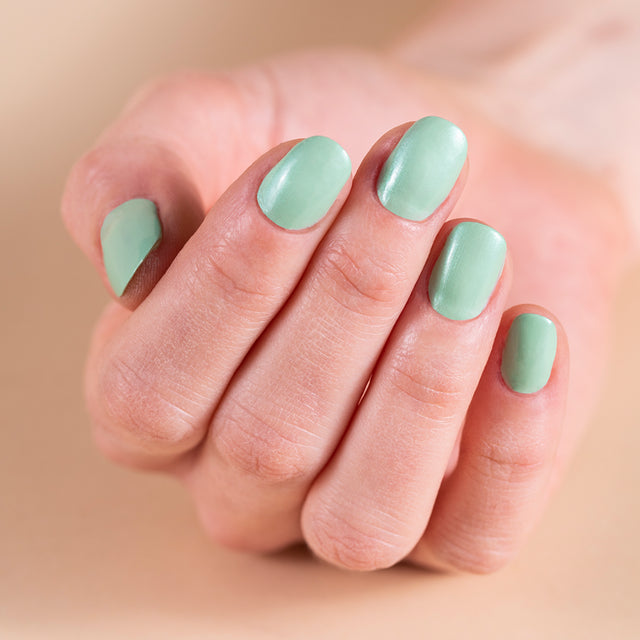 CND Vinylux spring 2023 MINT & MEDITATION #441